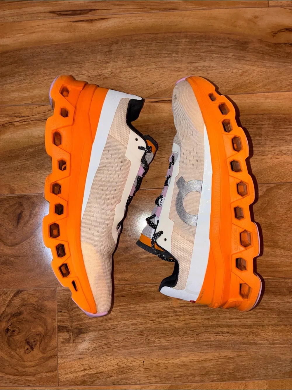 On Cloud Women’s Cloudmonster Athletic Shoe Sneakers, tan/orange- size 9.5
